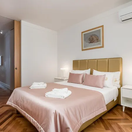 Ohh - Caldeireiros Luxury Lejlighed