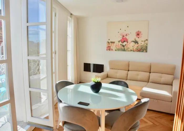 Ohh - Caldeireiros Luxury Apartmán